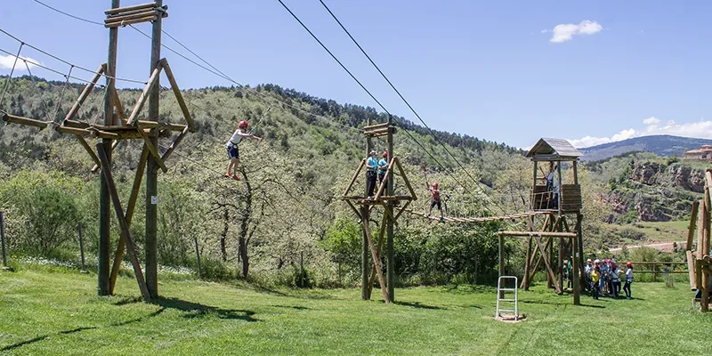 entorno sierra de la rioja parque aventuras